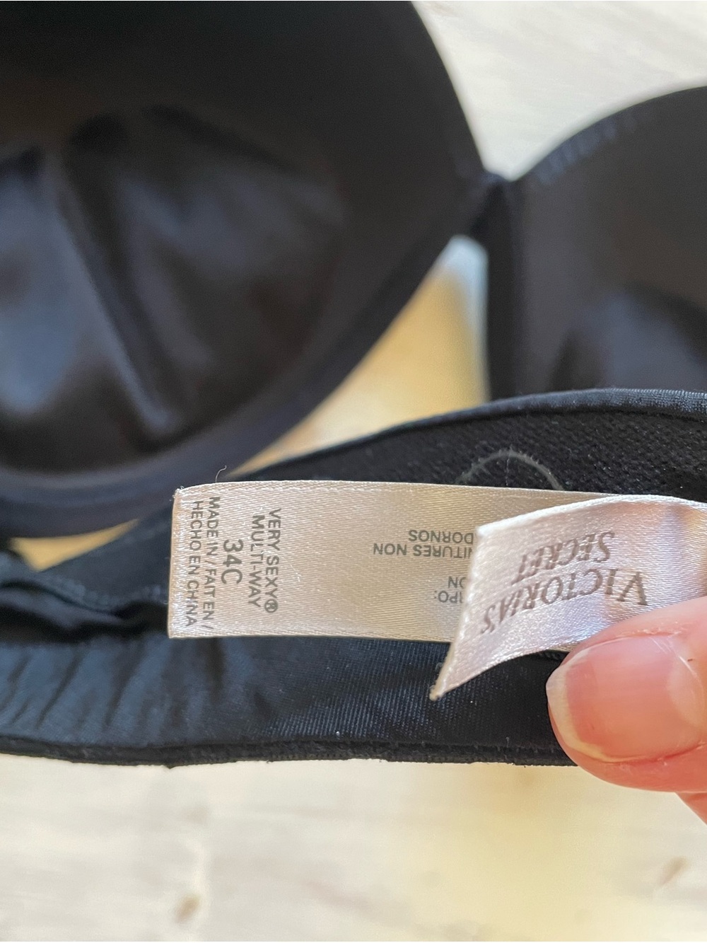 Victoria's Secret Black Strapless Multiway Bra - Picture 4 of 4